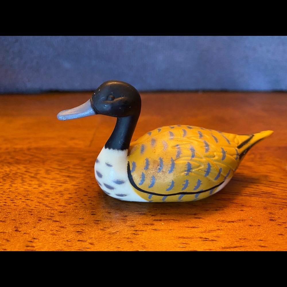 Small duck pencil sharpener